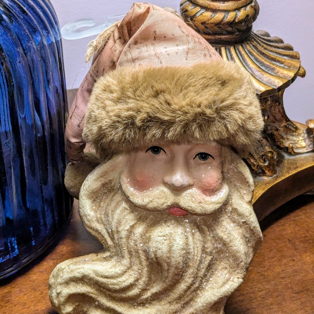 Gorgeous, Elegant, Sparkly, And Victorian Style Heavy Santa Christmas Ornament